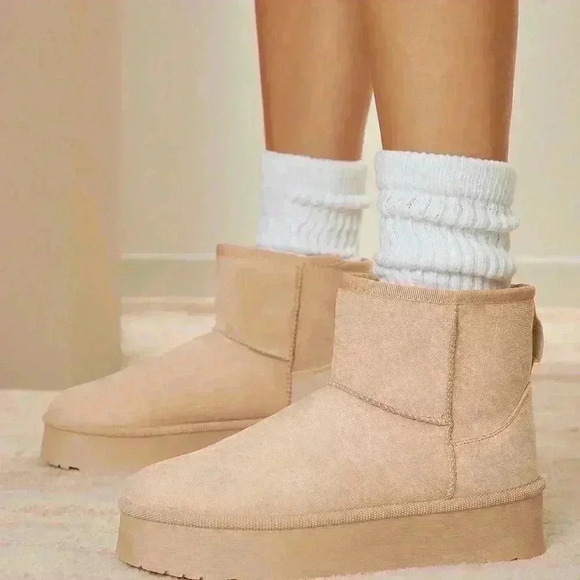 Mocha Brown Fashionable Women's Mini Platform Boots - Picture 2 of 5